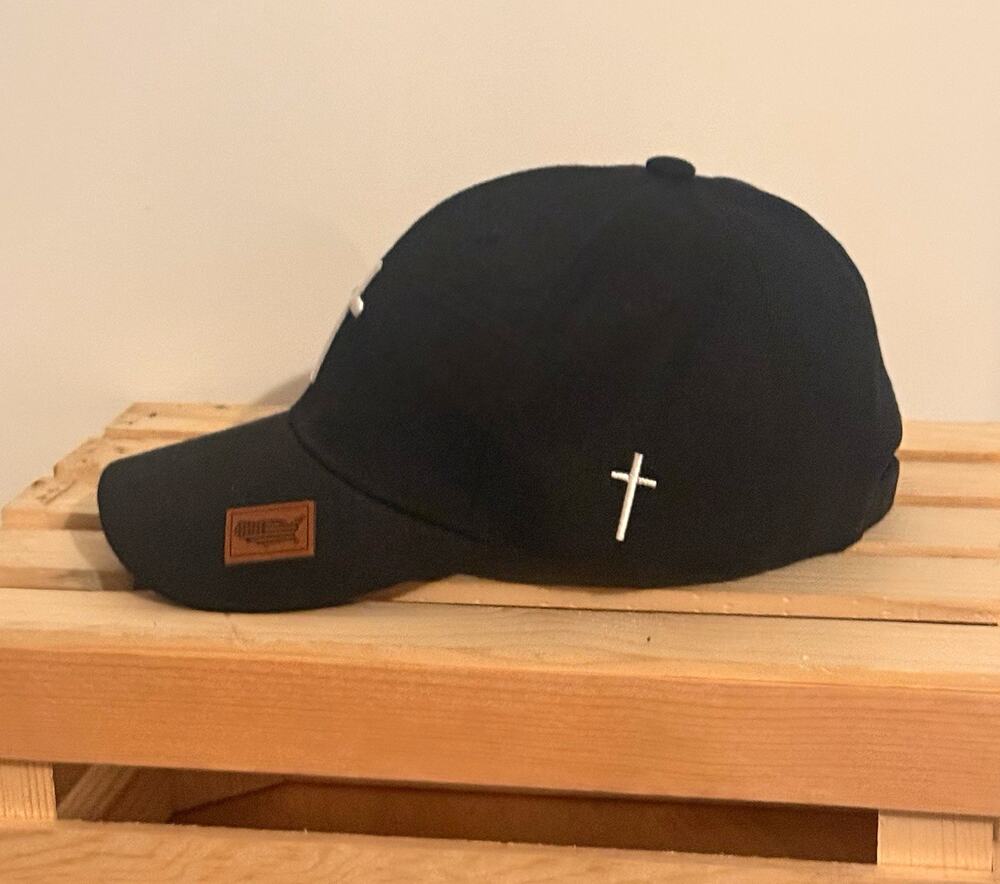 Black Adjustable One Size Unisex Baseball Cap Polyester Twill Cross Embroidery